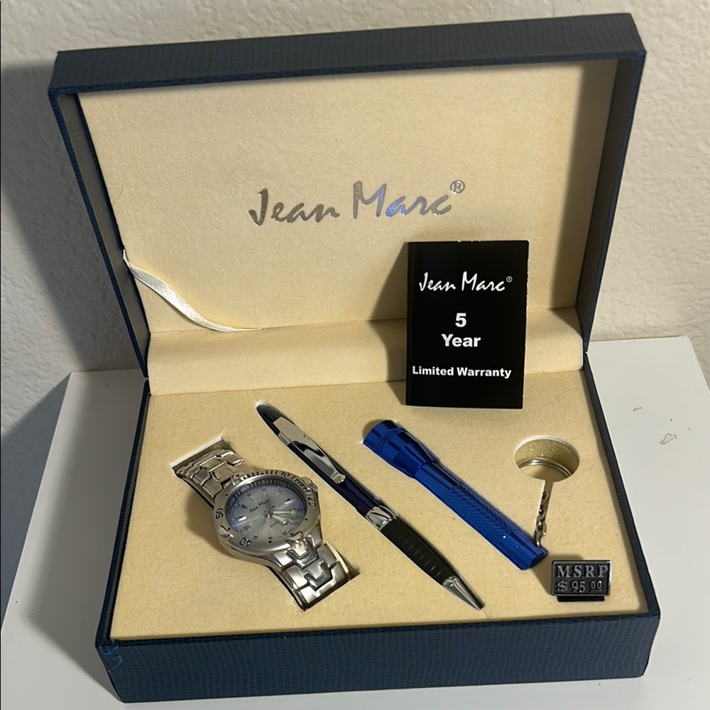 Watch men set in box NWT